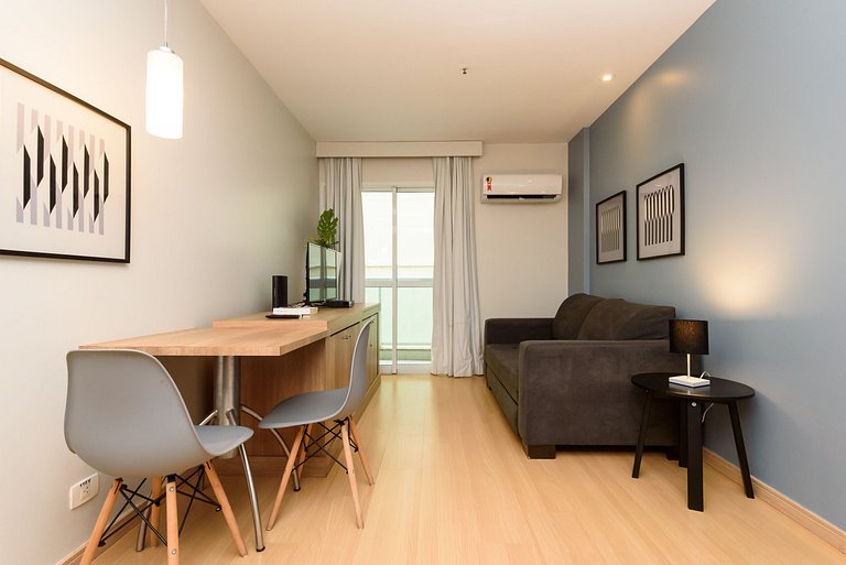 Flat between Ipanema beach and Copacabana