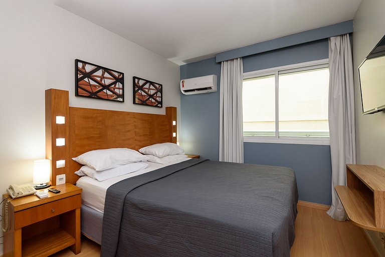 Flat between Ipanema beach and Copacabana