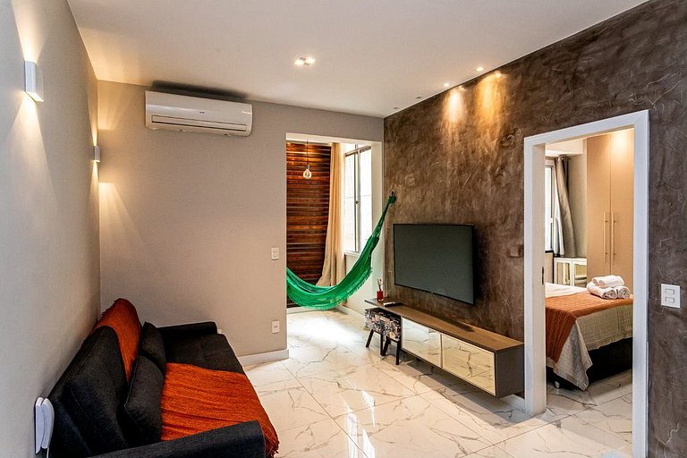 Apartamento Moderno quadra da praia de Copacabana