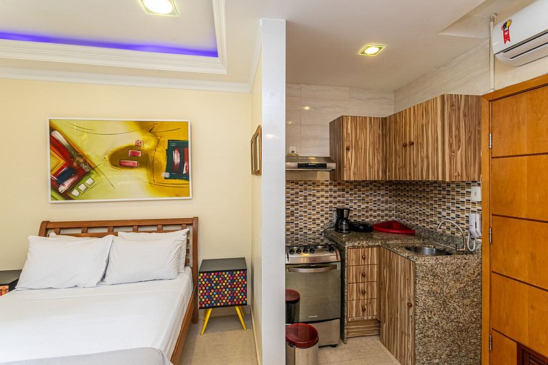 Leblon Studio – Steps from the Beach and Dining