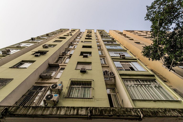 Stylish apartment 250m from Copacabana Beach