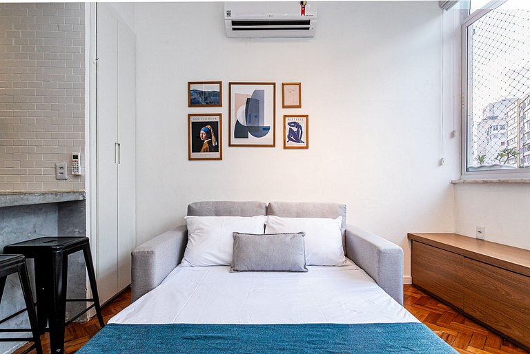 Apartamento com estilo 250m da Praia de Copacabana