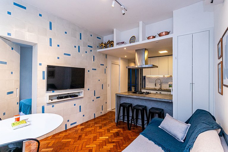 Apartamento com estilo 250m da Praia de Copacabana