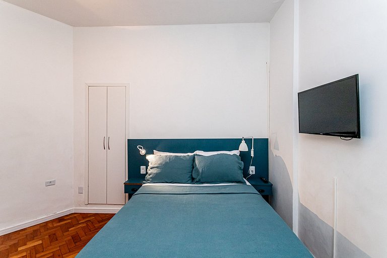 Apartamento com estilo 250m da Praia de Copacabana