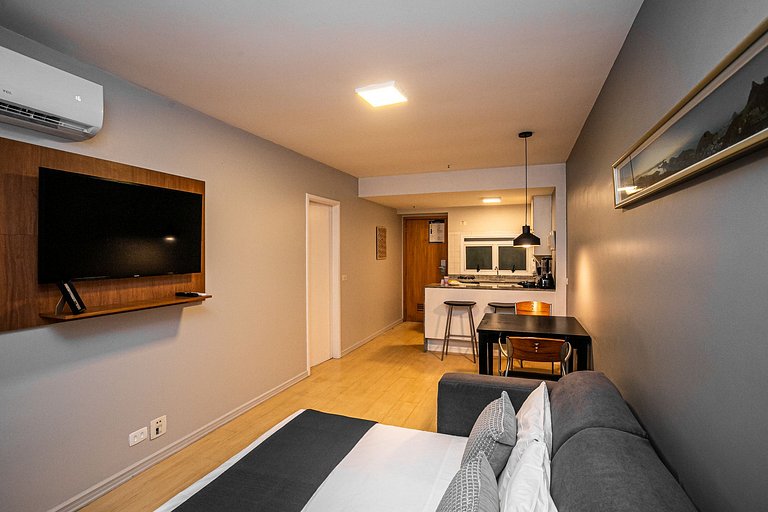 Ipanema Flat: Pool, Gym, Sauna & Parking