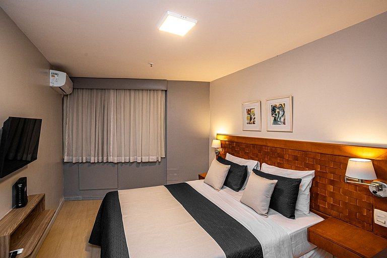 Ipanema Flat: Pool, Gym, Sauna & Parking