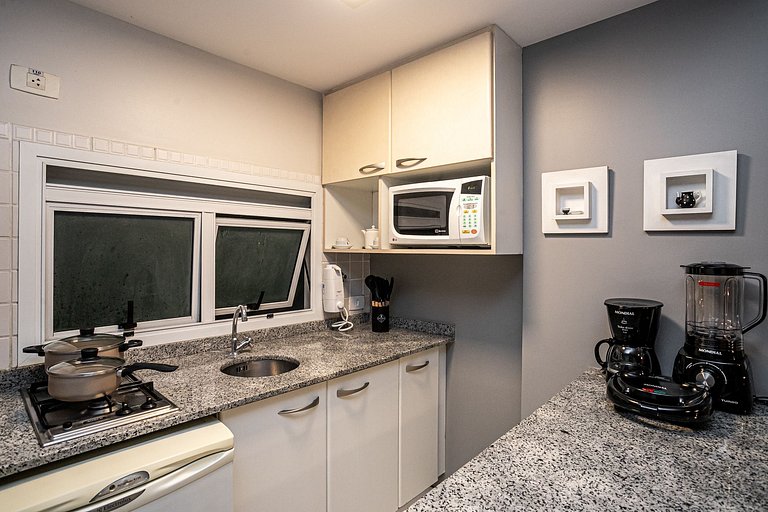 Ipanema Flat: Pool, Gym, Sauna & Parking