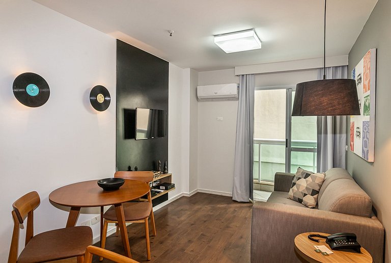 2 Bedroom Ipanema • Pool• 250m to the Beach