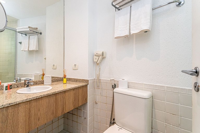 Apt 2 Quartos Lazer e Estacionamento em Ipanema