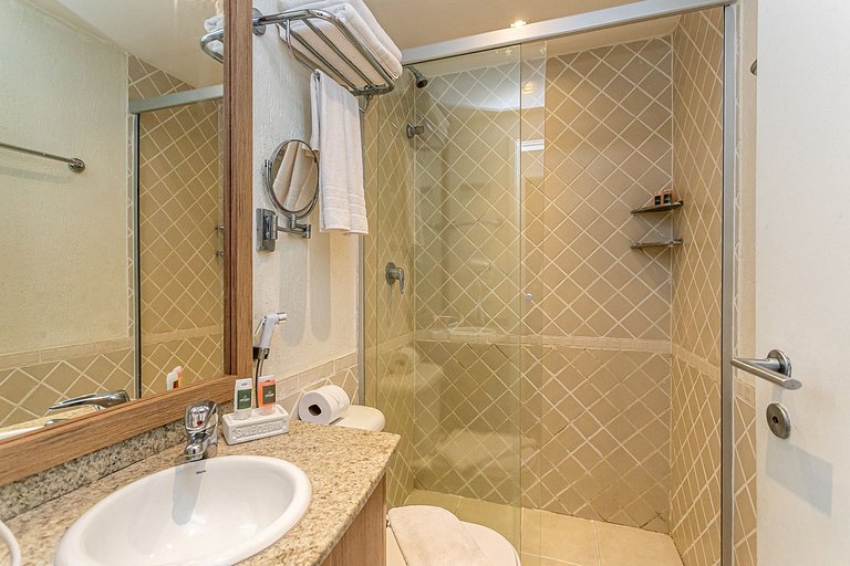 2 Bedroom Ipanema • Pool• 250m to the Beach