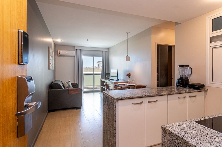 Flat Ipanema com Garagem, Varanda e Lazer