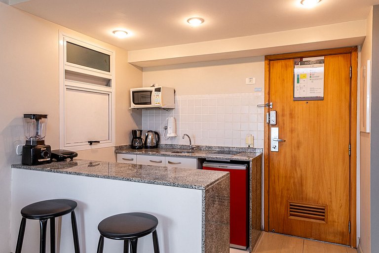 Flat Ipanema com Garagem, Varanda e Lazer