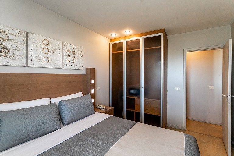 Flat Ipanema com Garagem, Varanda e Lazer