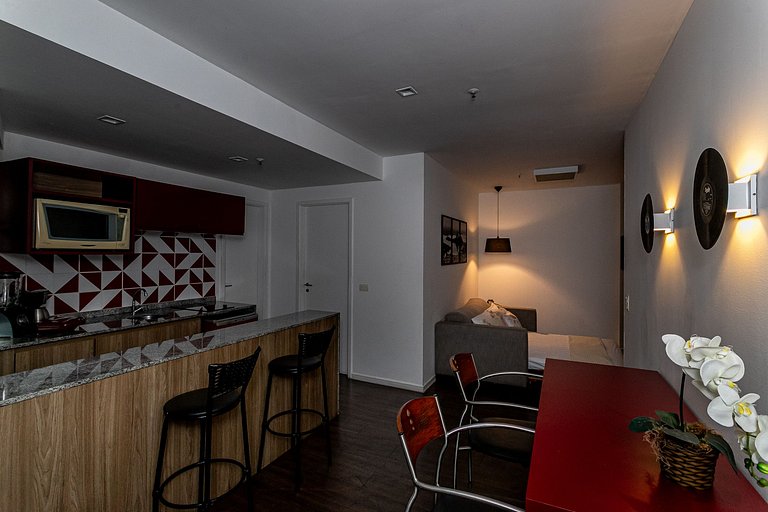 Ipanema Flat: Parking, Leisure & Services