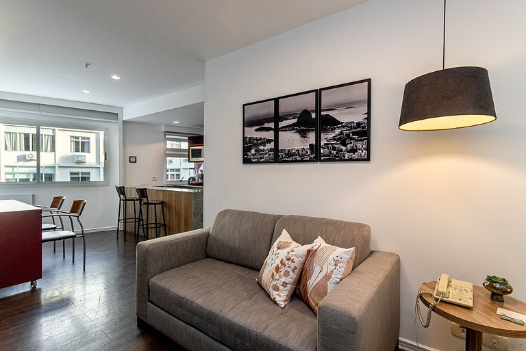 Ipanema Flat: Parking, Leisure & Services