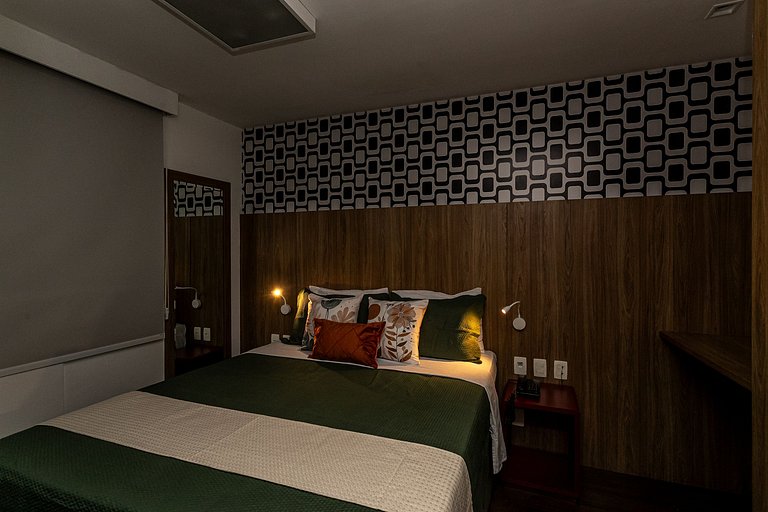 Flat Ipanema com Estacionamento, Lazer e Serviços