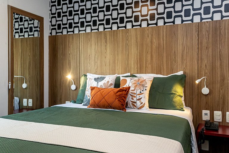 Ipanema Flat: Parking, Leisure & Services