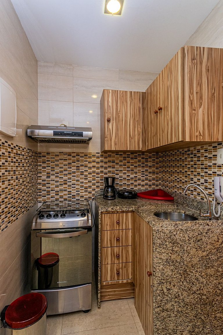 Leblon Studio – Steps from the Beach and Dining