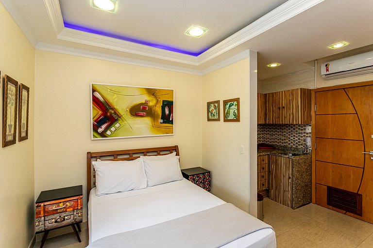 Leblon Studio – Steps from the Beach and Dining