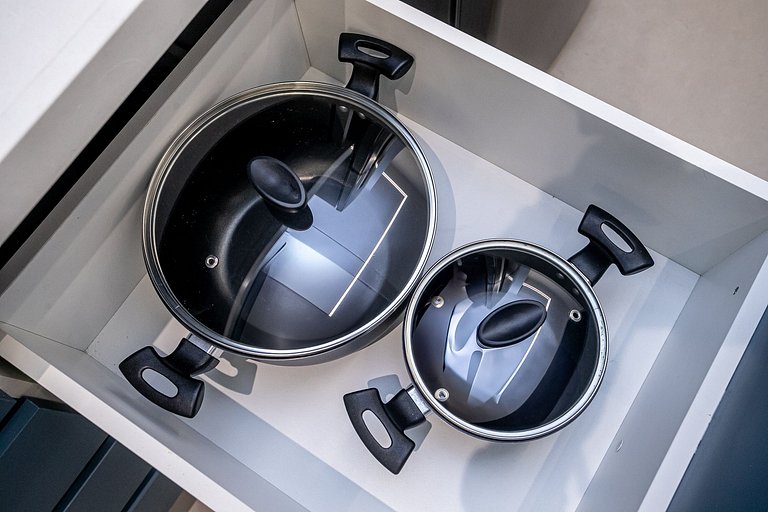 Ipanema • Renovated 3BR Beachside Apt