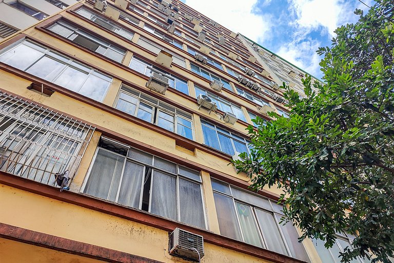 Estúdio moderno e reformado próximo à Lapa