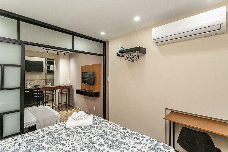 Estúdio moderno e reformado próximo à Lapa