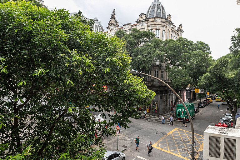 Renovated modern studio near Lapa