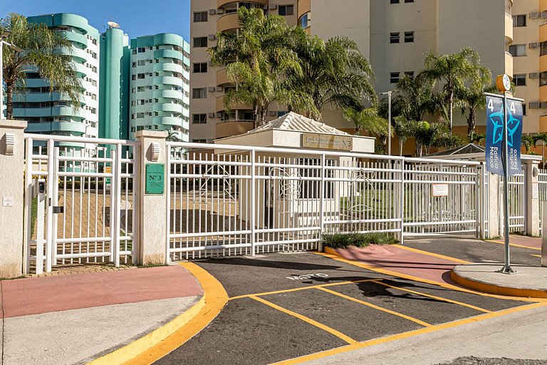 Apt com Garagem e Infraestrutura na Vila do Pan