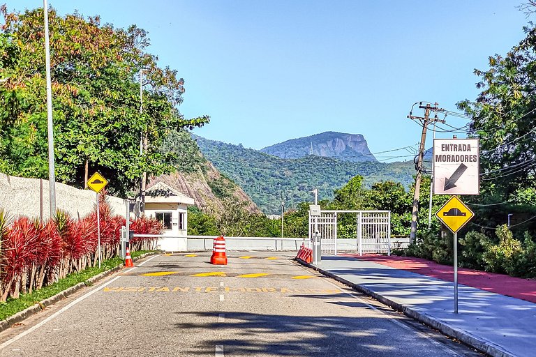 Apt Confortavel - Garagem e Lazer na Vila do Pan