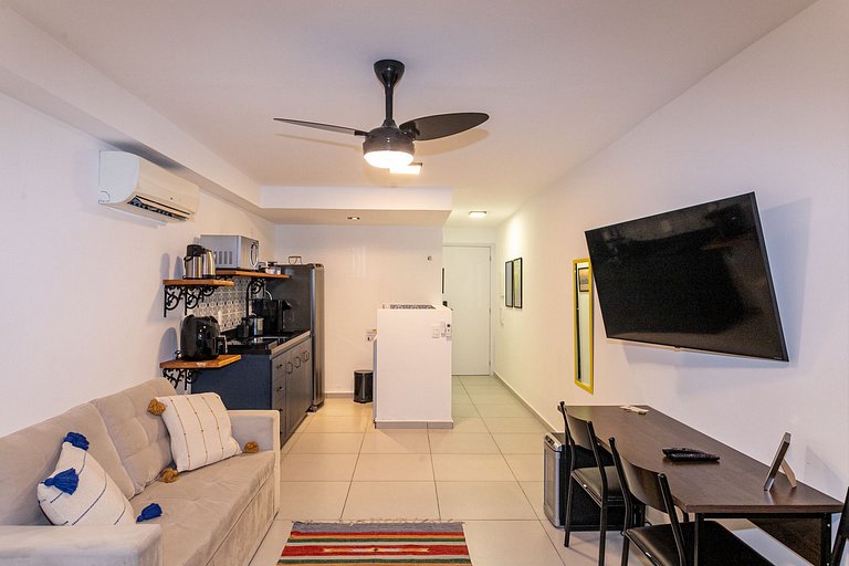 Estúdio novo Centro | varanda, metrô e lavadora